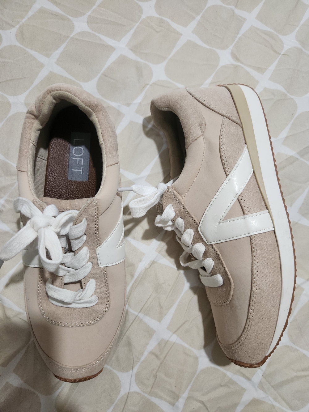 LOFT Everyday Trainer Sneakers Neutral Beige & White Women's Lace-Up